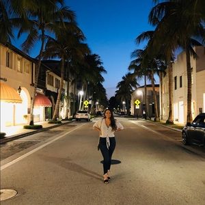 Meet your Posher, Ana